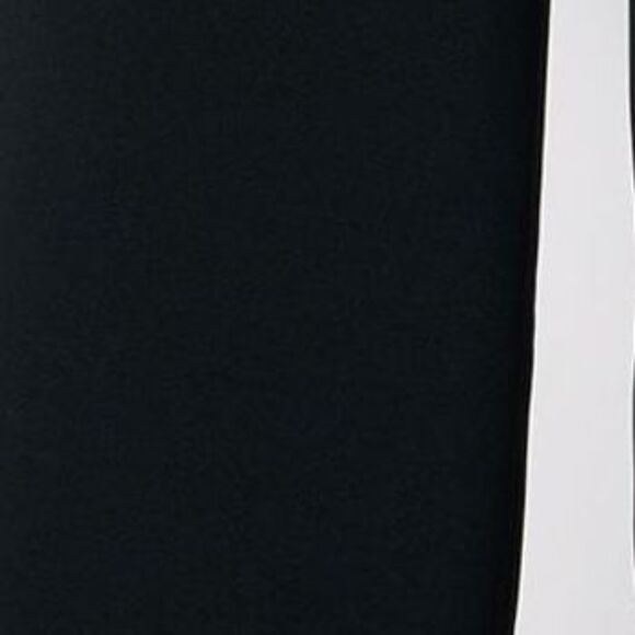 Isaac Mizrahi Live! Women's Petite Pants PS Crepe Wide Leg Crop Black A689508 - Picture 2 of 4